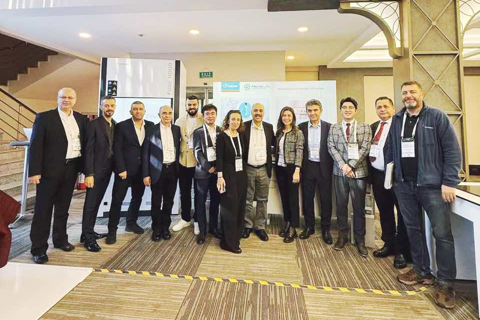 1756189384176201KBut.png IMG_7472.png