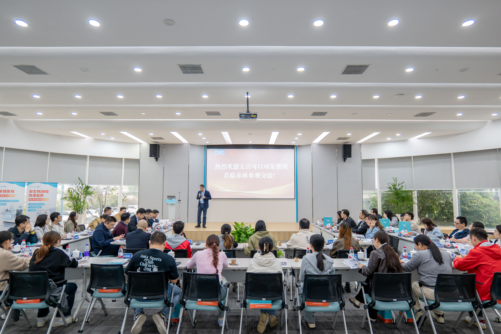 1762741090861191Xk16.png P1094005.png